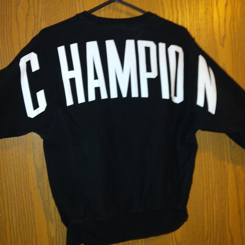 Vintage Champion Reverse Weave crewneck sweatshirt sz Small Large Logo Spellout